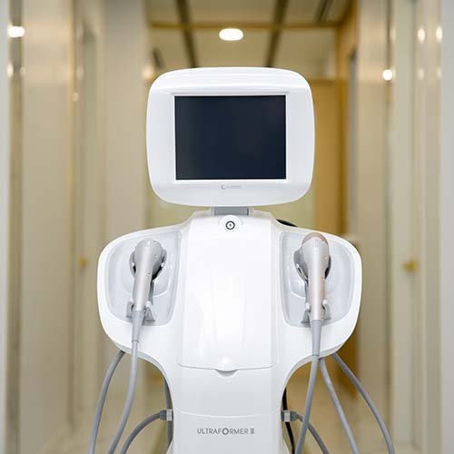 Ultraformer III machine at Vive Laser Center Tijuana, offering non-invasive HIFU technology for skin tightening, facial lifting, and body contouring treatments.